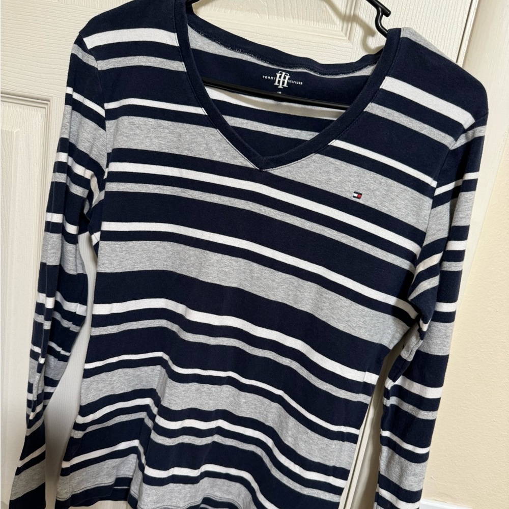 Women’s Tommy Hilfiger top size L